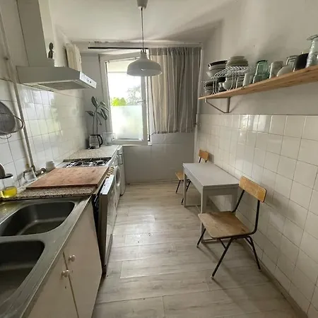 Next To The National Stadium! Apartment